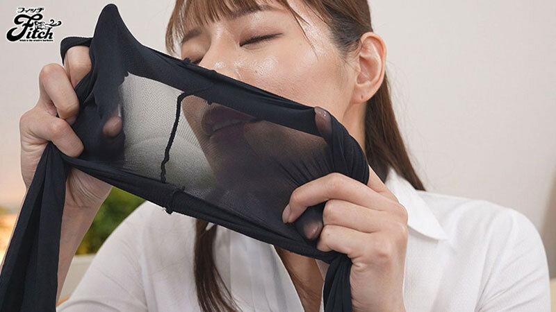 エロ美脚Wオフィスレディ蒸れパンスト舐め愛レズビアン 都月るいさ 黒木奈美 4枚目
